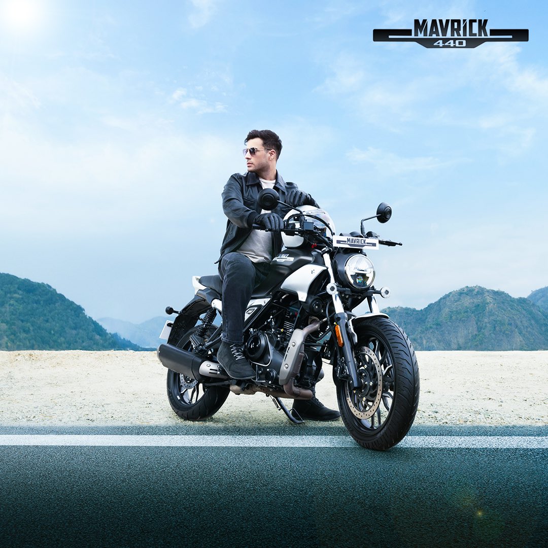 The open road is calling. Answer it with the #Mavrick440. #HeroMotoCorp