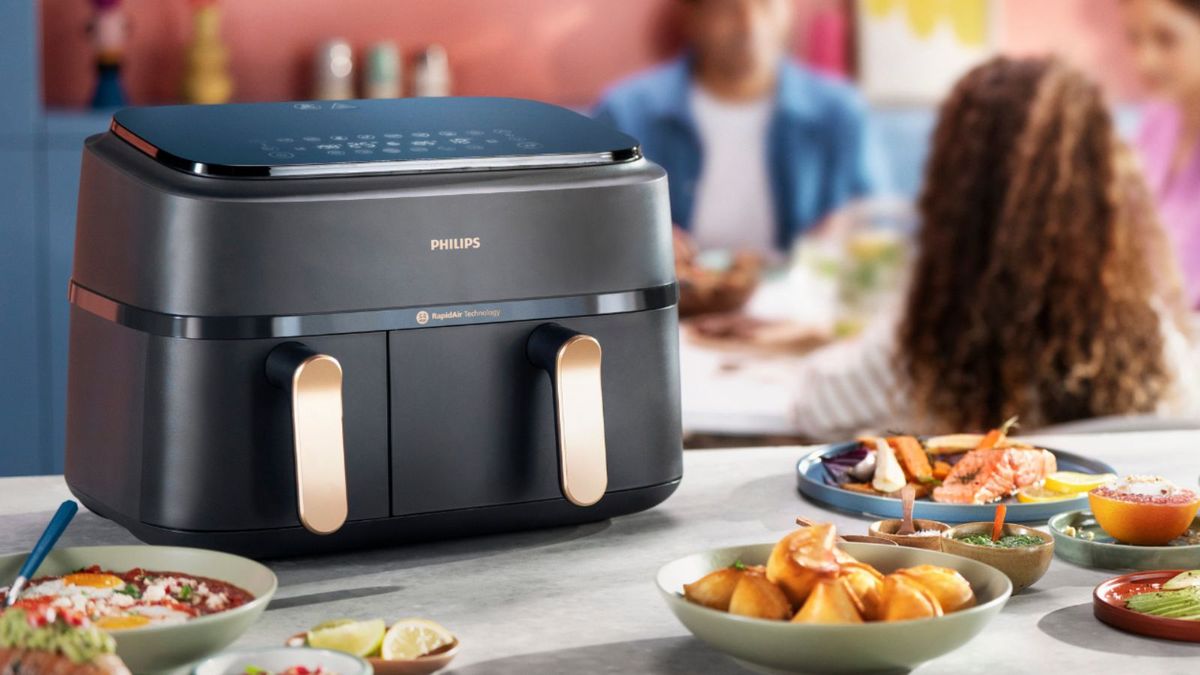 Homes Gardens on X We put the biggest air fryer to the test the new Philips 3000 Series Dual Basket https t O2I1W3agYW https t VlM2HEhyXX X