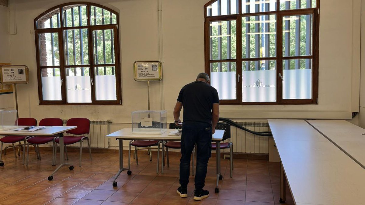 🗳️ Consulta les seus electorals per a les eleccions catalanes d'aquest diumenge 👉 web.girona.cat/poblacio/cens/ Canvis respecte als últims comicis del 2023: ✅ Escola Dalmau Carles ✅ Servei Municipal d’Ocupació (SMO) ✅ Local Social Vista Alegre ✅ Local Social Pedreres-Fora