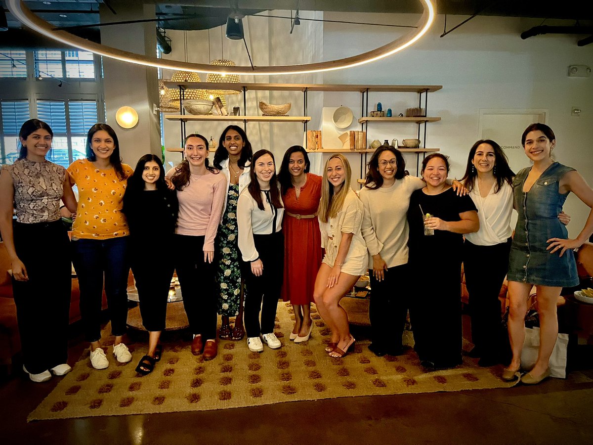 ♥️ Great times @TempleHealth @templemedschool #WomenInCardiology #mentoring & mingling! ♥️ Thank you @LyanaLabrada @anjalivaidyaMD @CarlyFabrizio @EstefaniaOS @alishajamil23 @nat_ved @DrDastmalchi #meghanapatil & our @TempleIM #WIC @TempleGME Our Cardiology future is bright🌟