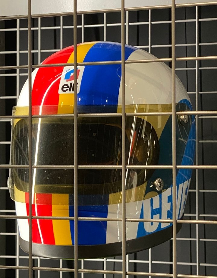 Francois Cevert 1972 Helmet 💔🇫🇷
Thanks my friend @scotty14_14  🙏
#classic #FormulaOne #rip