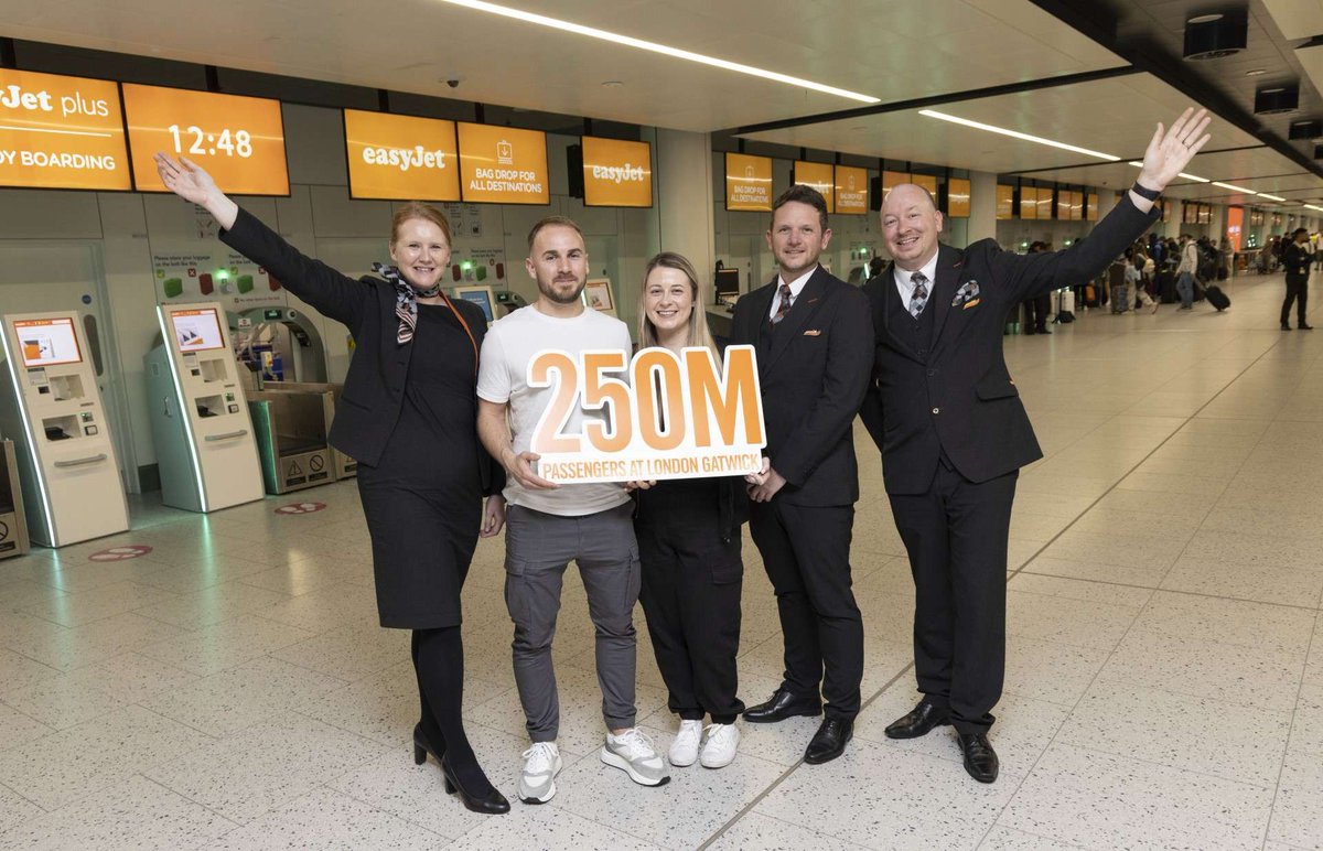 Flight of Success: easyJet Reaches 250 Million Passengers at Gatwick Read more on Sussex.News ➡️ bit.ly/3UUvLgA