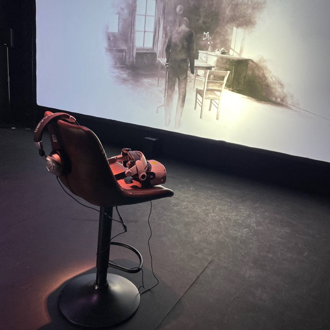 Empereur 📆 1–19 May Travel inside the brain of a father suffering from aphasia through this free virtual reality experience. This is a free walk-in experience, no need to book. wmc.org.uk/en/whats-on/20…