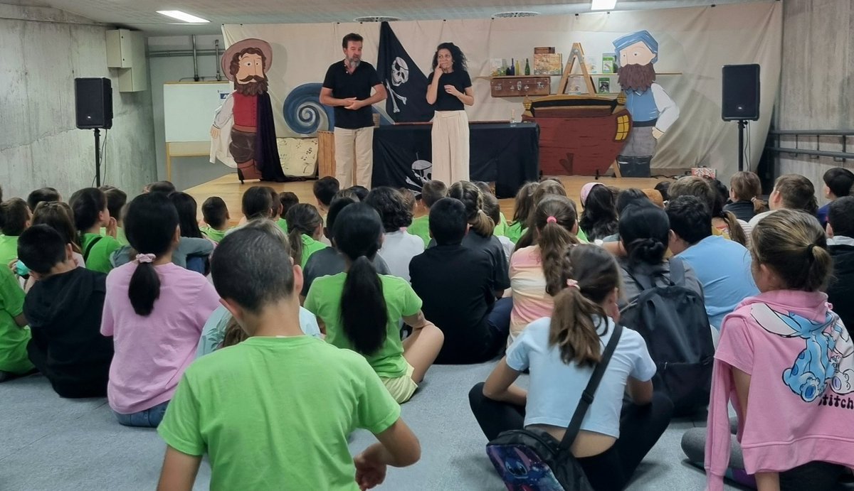 👀Más de un millar de escolares participan en la campaña de animación lectora organizada en la biblioteca Miguel Delibes // 👀 Més d'un miler d'escolars de Sant Vicent participen en la campanya d'animació lectora organitzada per la biblioteca pública Miguel Delibes