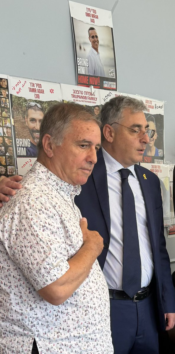 La despedida de un gran diplomático, la re-unión de la familia.