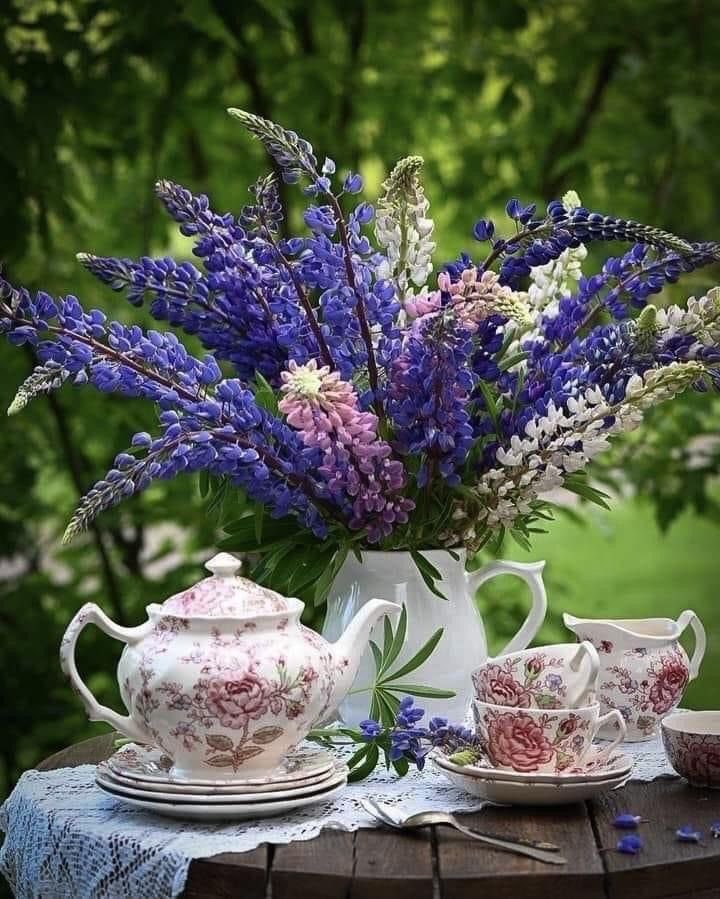 Good morning 💜 It’s tea time 🫖