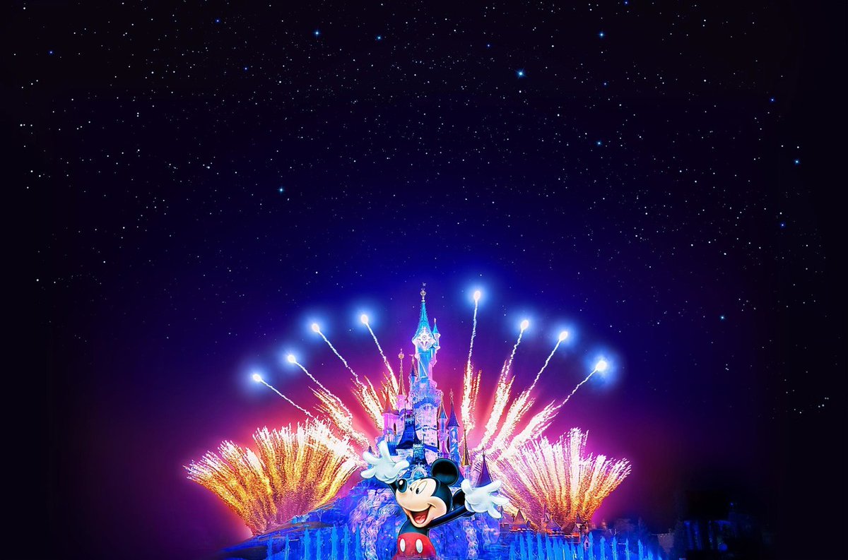 It's Official... Disney Illuminations Returning to Disneyland Paris on May 31st! 😍 instagr.am/p/C6yUzYhsLE3/