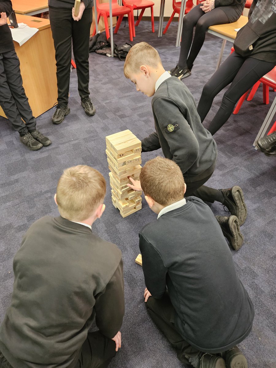 Lochgelly High School Modern Languages Department tweet media