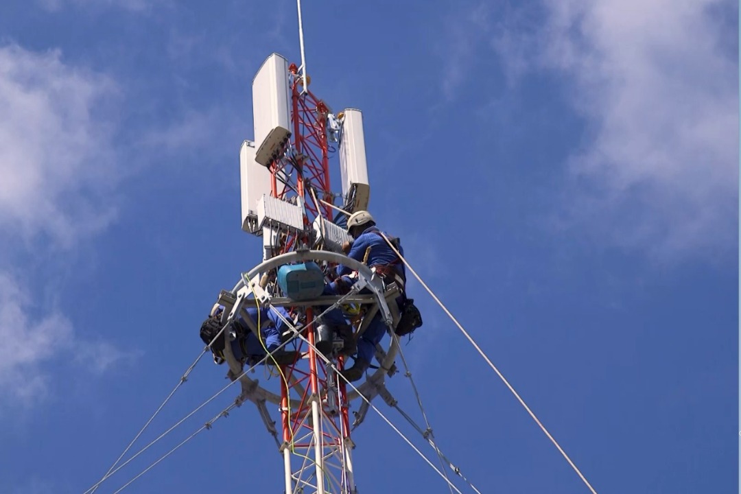 ETECSA sigue avanzando: ya tenemos una red celular LTE activa que cubre  Consejo Popular Turey en Baracoa, provincia Guantanamo. 
Con esta nueva radiobase se brinda cobertura LTE por primera vez al Aeropuerto Internacional de esta bella ciudad!
#Cuba