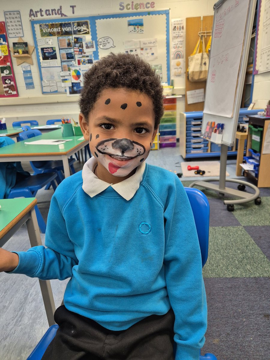 This morning, Rachael from the @RSPCA_official came to visit @HighCragsPLA. The children have made bunting to celebrate the 200 year celebration and are having their faces painted to raise money.