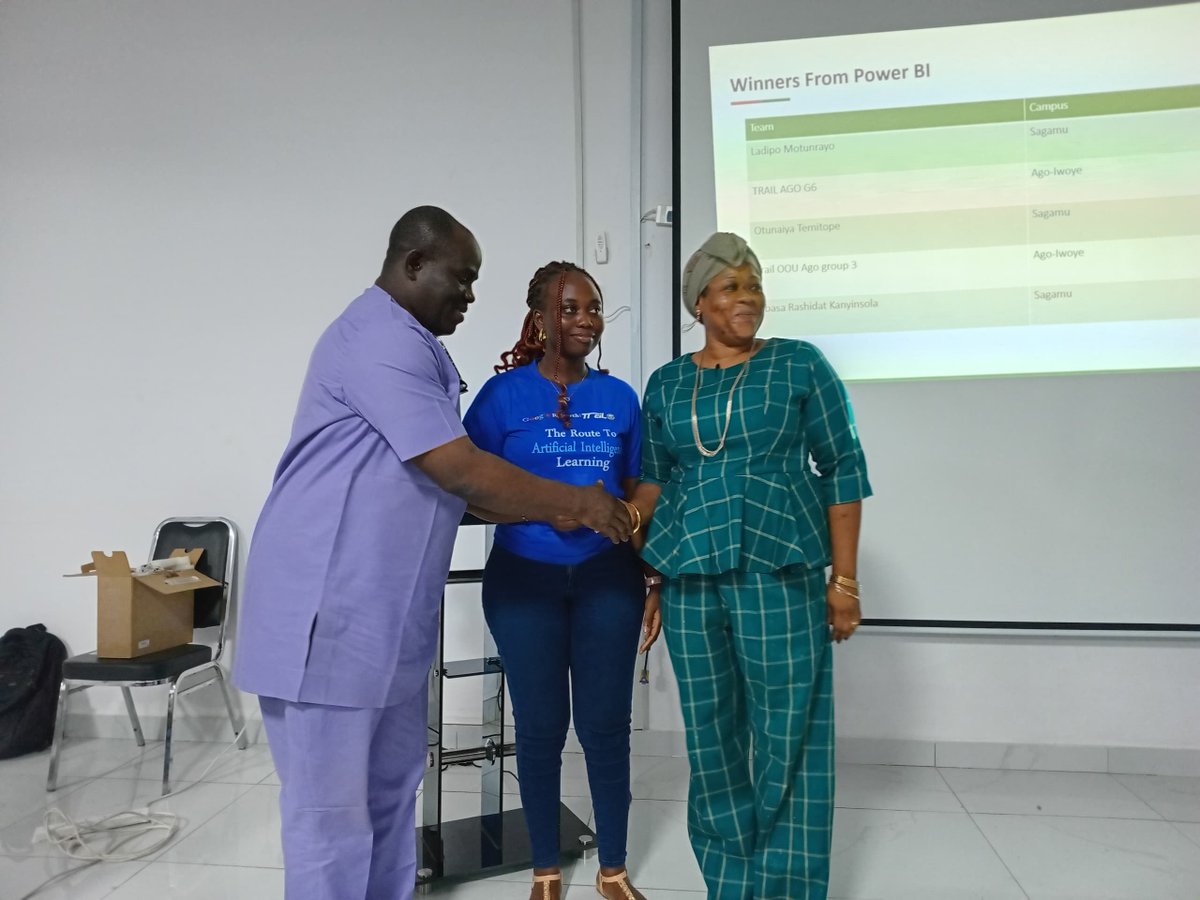 dsn_ai_network's tweet photo. They say the journey of a thousand miles begins with a single step.

That sentiment echoed through the official closing ceremony of the 7-week immersive Data Science & Analytics training programme at @oou_agoiwoye, held at Ago Iwoye Campus, Ogun State.

Throughout the program, spanning three different centers, we guided over 400 learners who ventured into project work using Excel and PowerBI and also participated in the Zindi Hackathon.

We celebrated the accomplishments at the ceremony, attended by the OOU organizing committees and over 200 participants. Winners of the project participation and the Zindi Hackathon were honoured with unveiled gifts.

Congratulations to all the learners, and heartfelt appreciation to the leadership and organizers for their invaluable contribution, making our partnership seamless and rewarding.