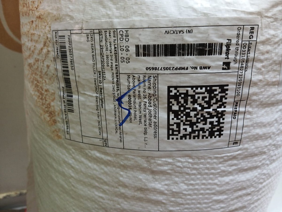 jodahtar's tweet photo. After 3 replacement, received same incomplete order, First order on 21 April 24 received 1.1kg, 2nd time 0.7kg,3rd times 0.7kg, this is a wrong practice running by Flipkart with help of seller(HKRN). Please resolve this issue and take action against seller who scamming customer https://t.co/UWy8Azq9Zk