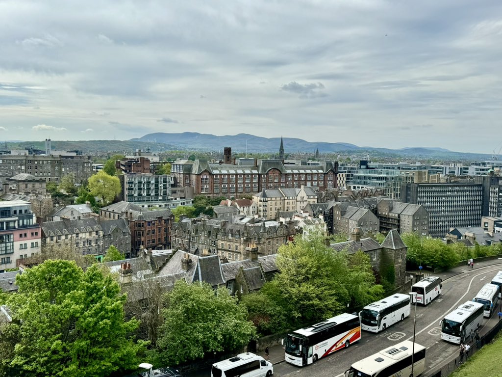 Greetings from Edinburgh, Scotland 🏴󠁧󠁢󠁳󠁣󠁴󠁿 - Uganda’s greatest city? 😉