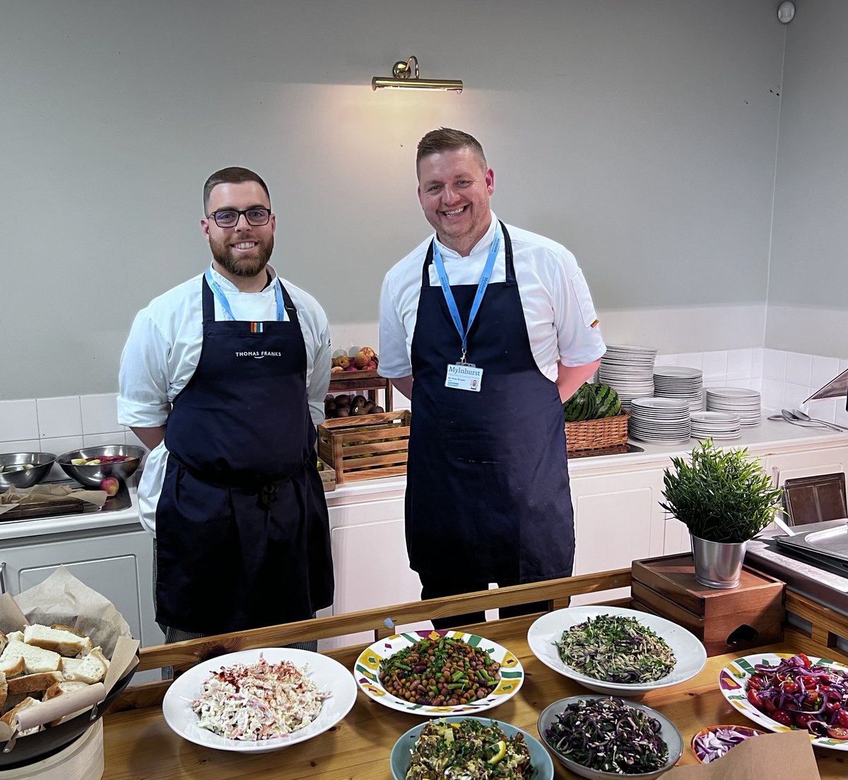 We are thrilled to welcome Andy and Mattia to our catering team as part of our partnership with @Thomas_Franks_! Their commitment to providing nutritious and delicious meals will undoubtedly elevate our pupils' dining experience.