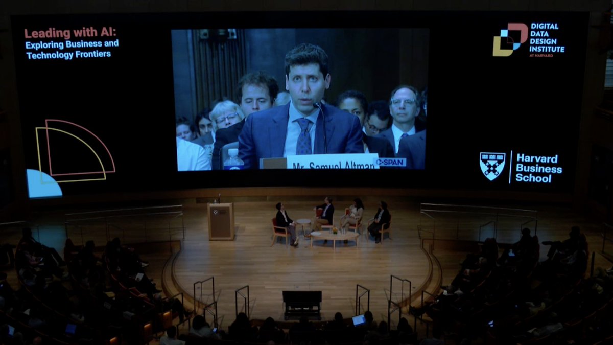 'Do you believe him?' the moderator asked the panelists. I was honored to be among the live stream invitees this week at the #HarvardBusinessSchool Alumni conference, 'Leading with AI'
#Harvard #HBS #NGI #EUhorizon #responsibleAI #AIethics #leadingwithAI #governingAI