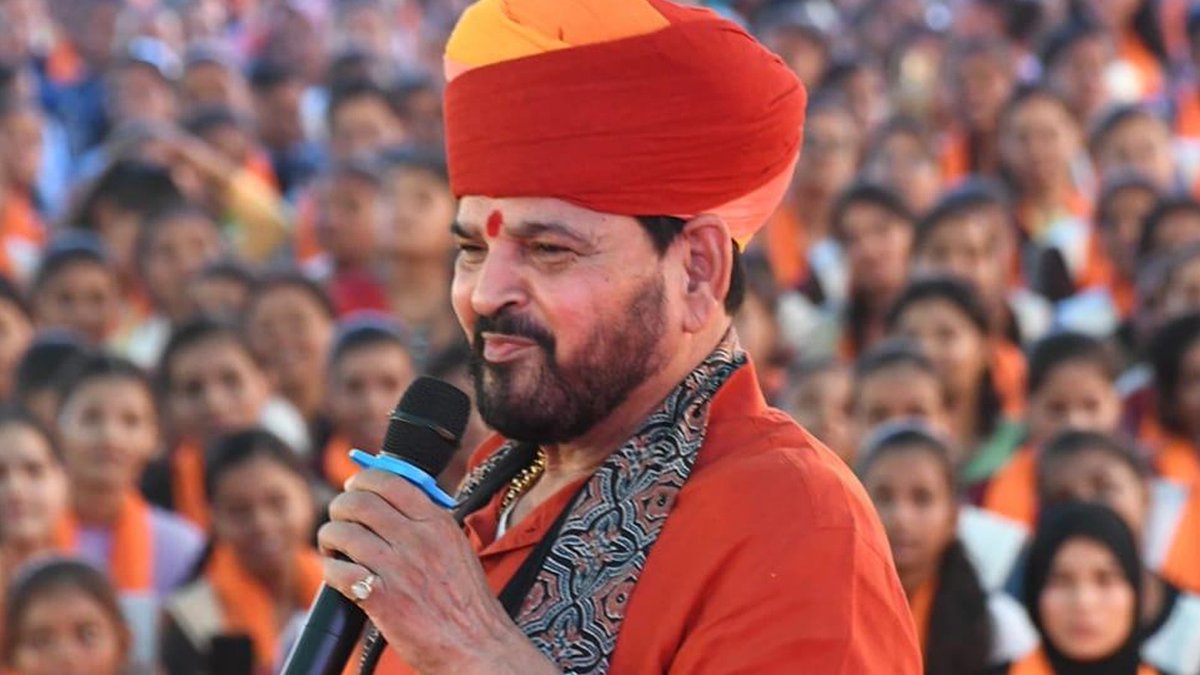 #Breaking Delhi court charges BJP MP Brij Bhushan Sharan Singh with sexual harassment of five women wrestlers. Singh also charged with the offence of outraging modesty of woman. #BrijBhushan #WrestlersSexualHarassment @BJP4India