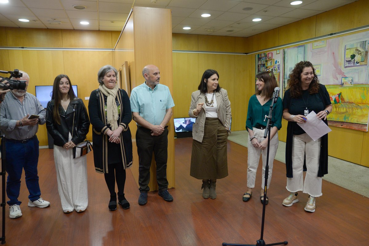 🖼️ A exposición itinerante do XVIII Certame Isaac Díaz Pardo fai a súa primeira parada na Pobra do Caramiñal. 📍 Chegará este ano a outras nove localidades da provincia: Ames, Narón, Ortigueira, Culleredo, Noia, Outes, Ribeira, Porto do Son e Cee. ℹ️ dacoruna.gal/novas/ficha-no…