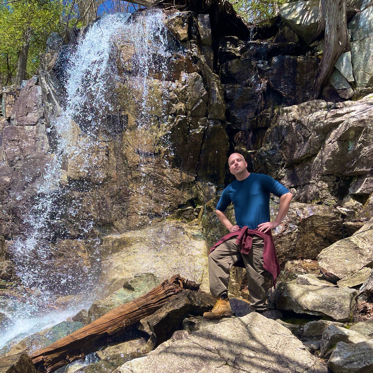 FitMCAlt's tweet photo. The CEO of Minecraft roleplaying enjoying his time in Canada https://t.co/TllW5NtLVL