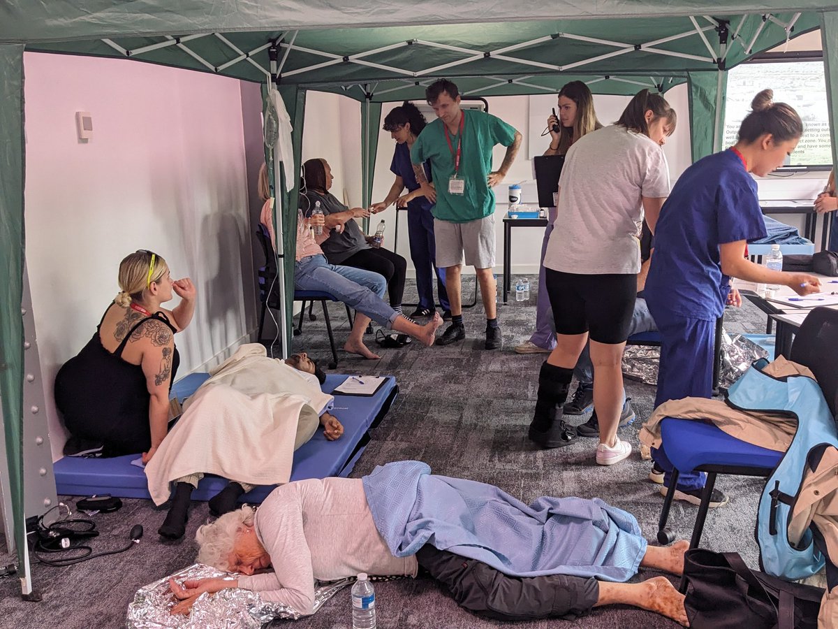ktwallis29's tweet photo. Refugee scenario building our #teamworking #communication #prioritisingcare #esculation #resourcemanagment @VerityWilson2 @lizandalan_liz @UoNSkills #UODIND2024 https://t.co/327ShXuCsg