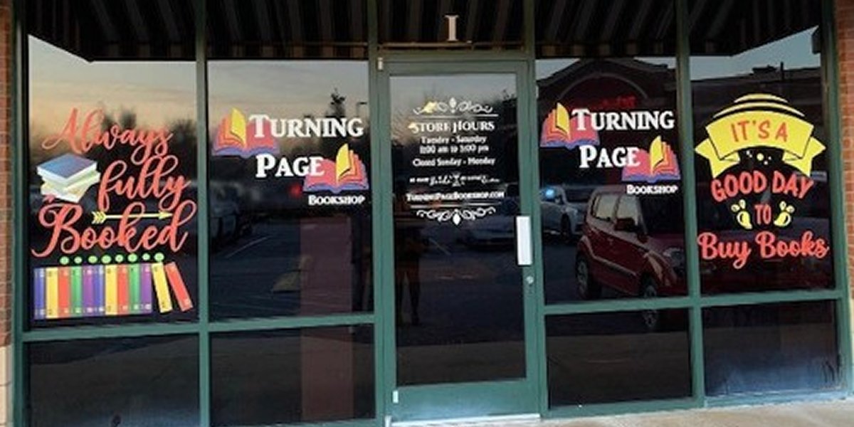 The Turning Page Bookshop in Goose Creek, SC has started a GoFundMe campaign to help keep its doors open. The store is woman owned and the only Black-owned bookstore in the state. If you can, help out @TurningpageSC: gofundme.com/f/keep-the-onl…