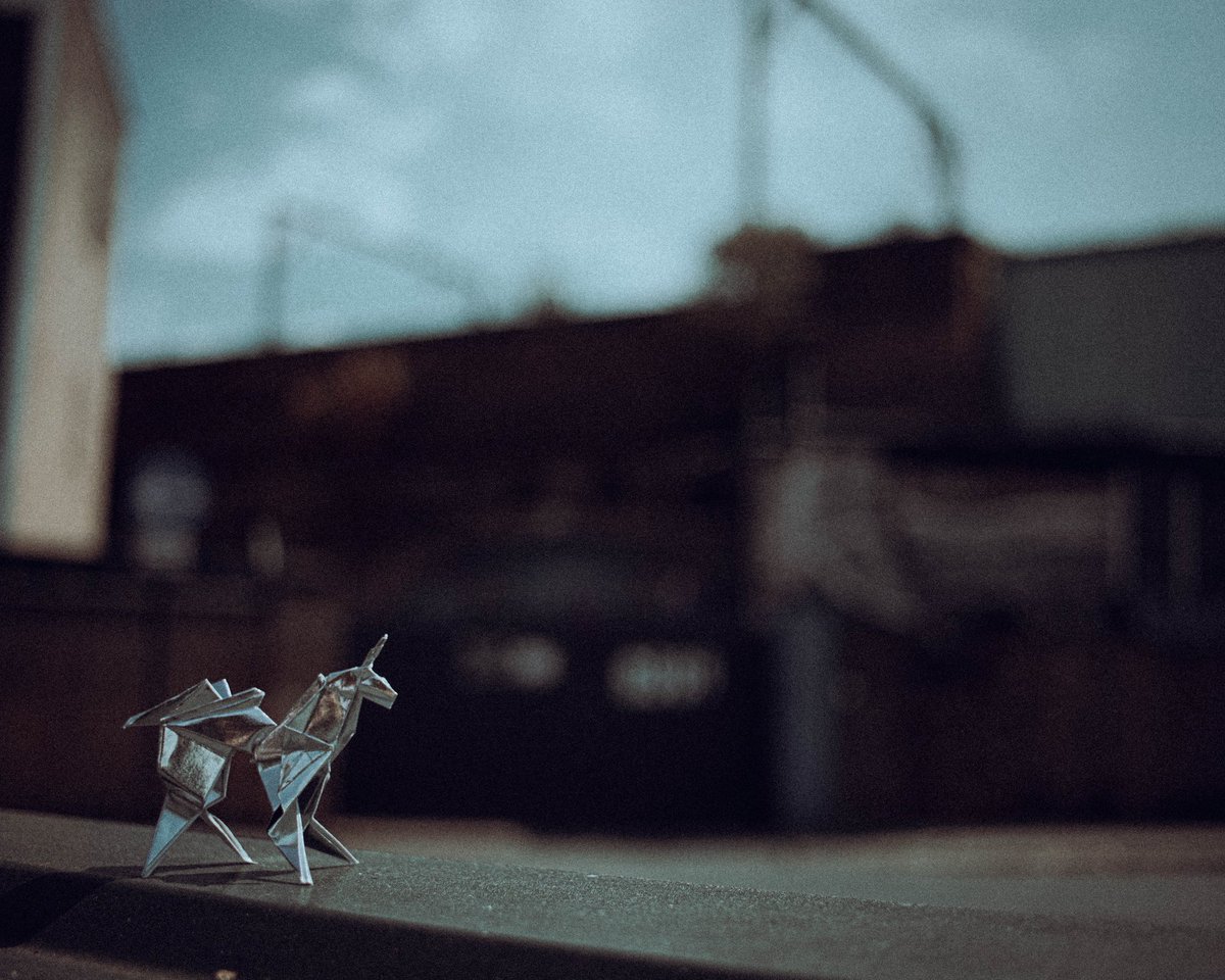 Goal posts #streetphotography #urbanphotography #origami #unicorns #hiddeninplainsight #hiddenart #differentperspective #londonlife #london
