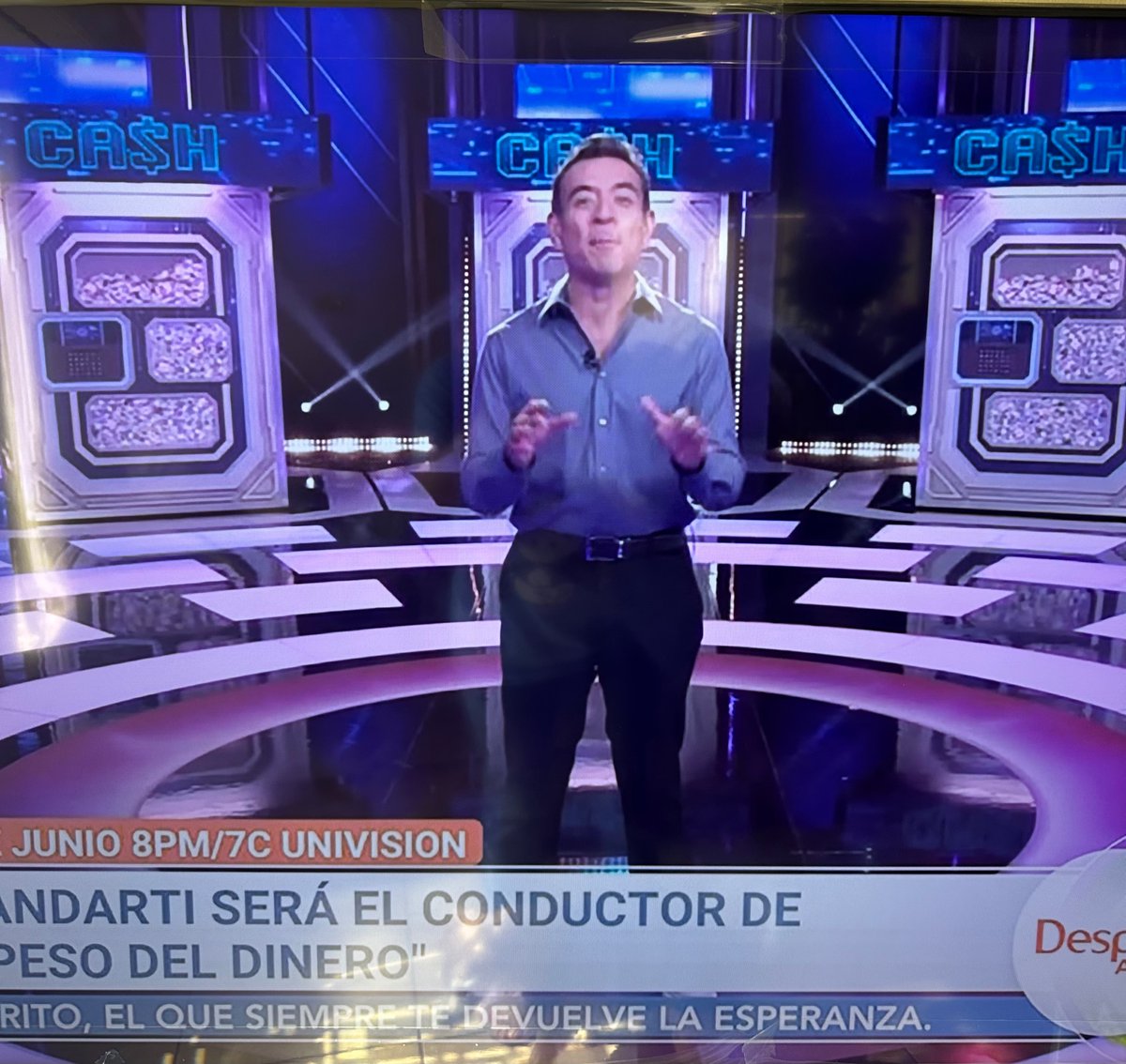 #LCDLF4

Sandarti en un nuevo show en Univision 🤭🤭
