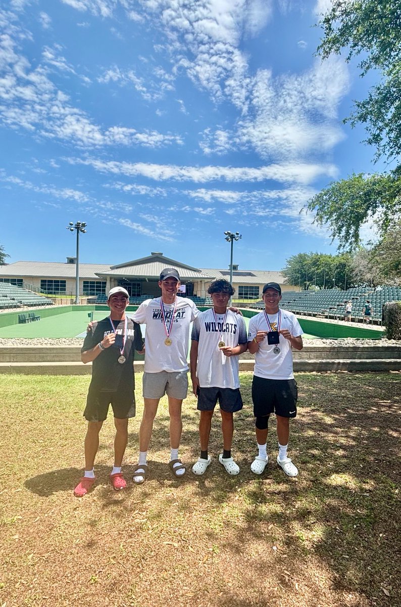 We’re all off to STATE!! TMHS took 1st @kleinoak_tennis took 2nd District 15 swept Boys Doubles!! @TISDTMHS @TISD_athletics