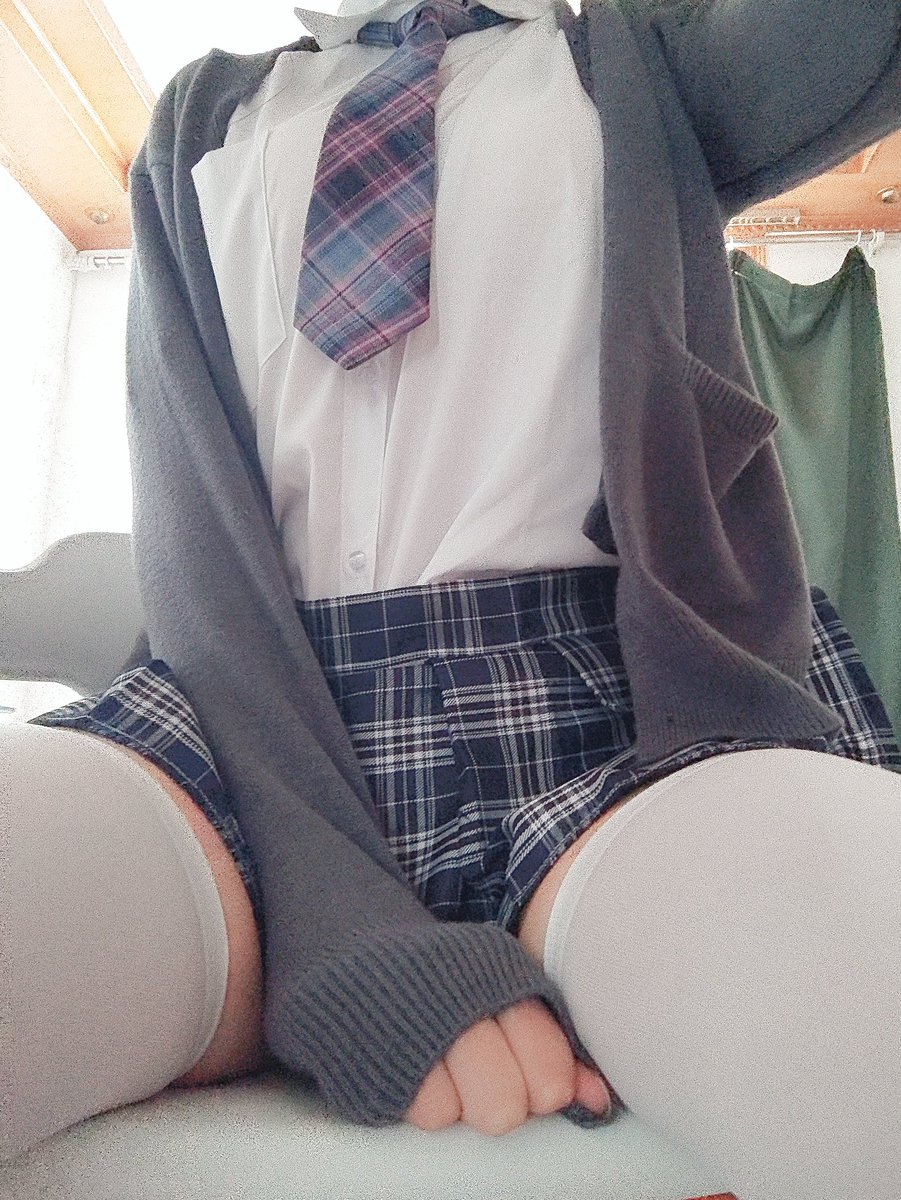 ktrsnl's tweet photo. 最近拍的照片 #男娘 #女装大佬 https://t.co/B7ZUwrbvjy