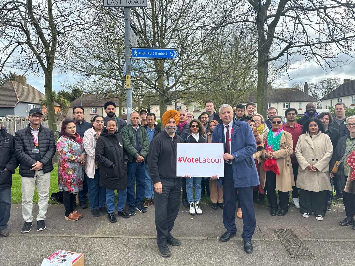 In Barking and Dagenham, we also joined forces with our next door neighbours @DarrenRodwell and @Margaret4DR, to help get friend of Redbridge @unmeshdesai back into City Hall.