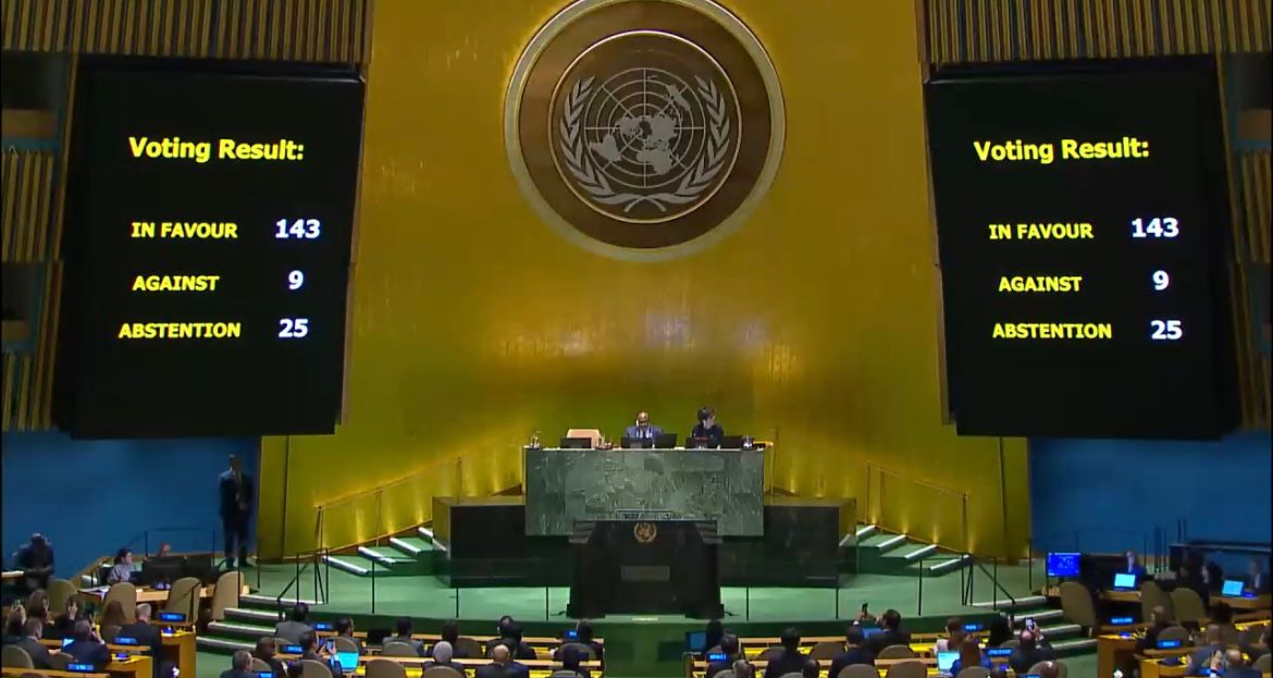 #Palestine | 'La France a voté en faveur du projet de résolution proposé par les Emirats arabes unis. Celui-ci confère de nouveaux droits à l’Etat observateur de Palestine au sein des Nations unies.' _ Explication de vote @NDeRiviere : onu.delegfrance.org/la-france-a-vo…