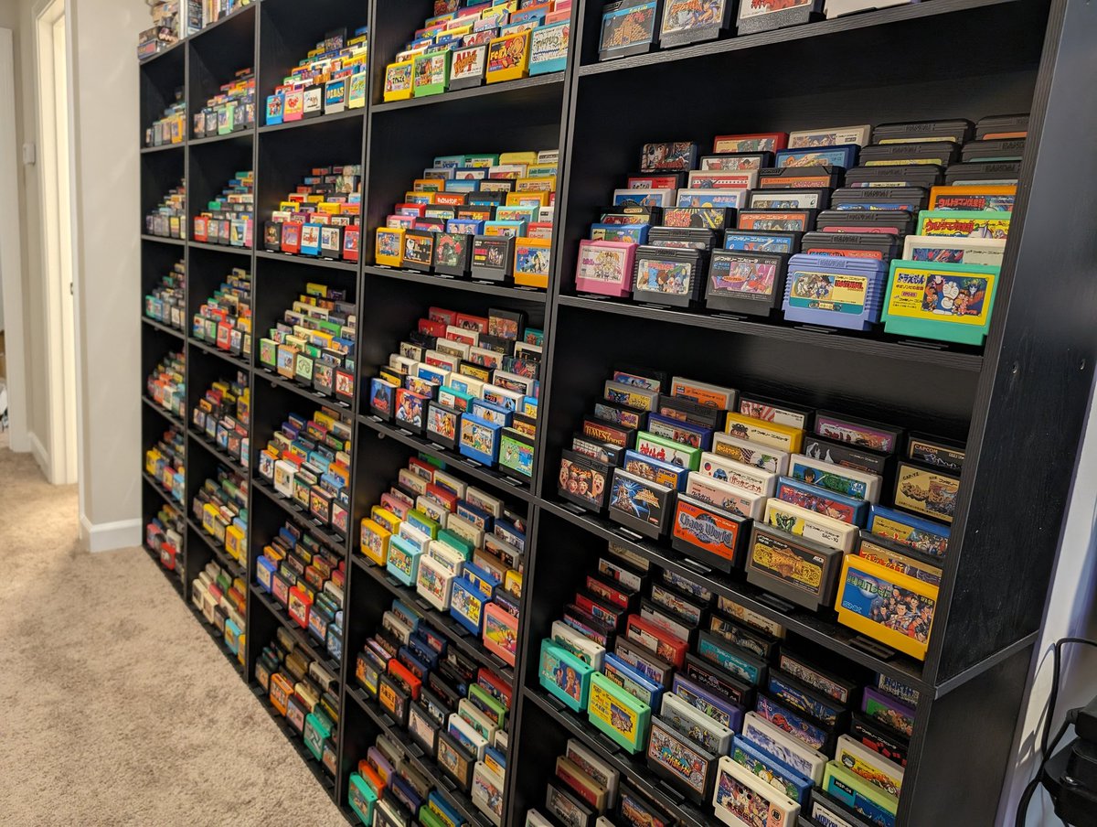 Finally able to fit my entire Famicom collection (980 carts) on one wall ❤️

It may not look like it, but there's enough space left to fit the entire 1041 cart retail set if I ever finish it!
#retrogaming