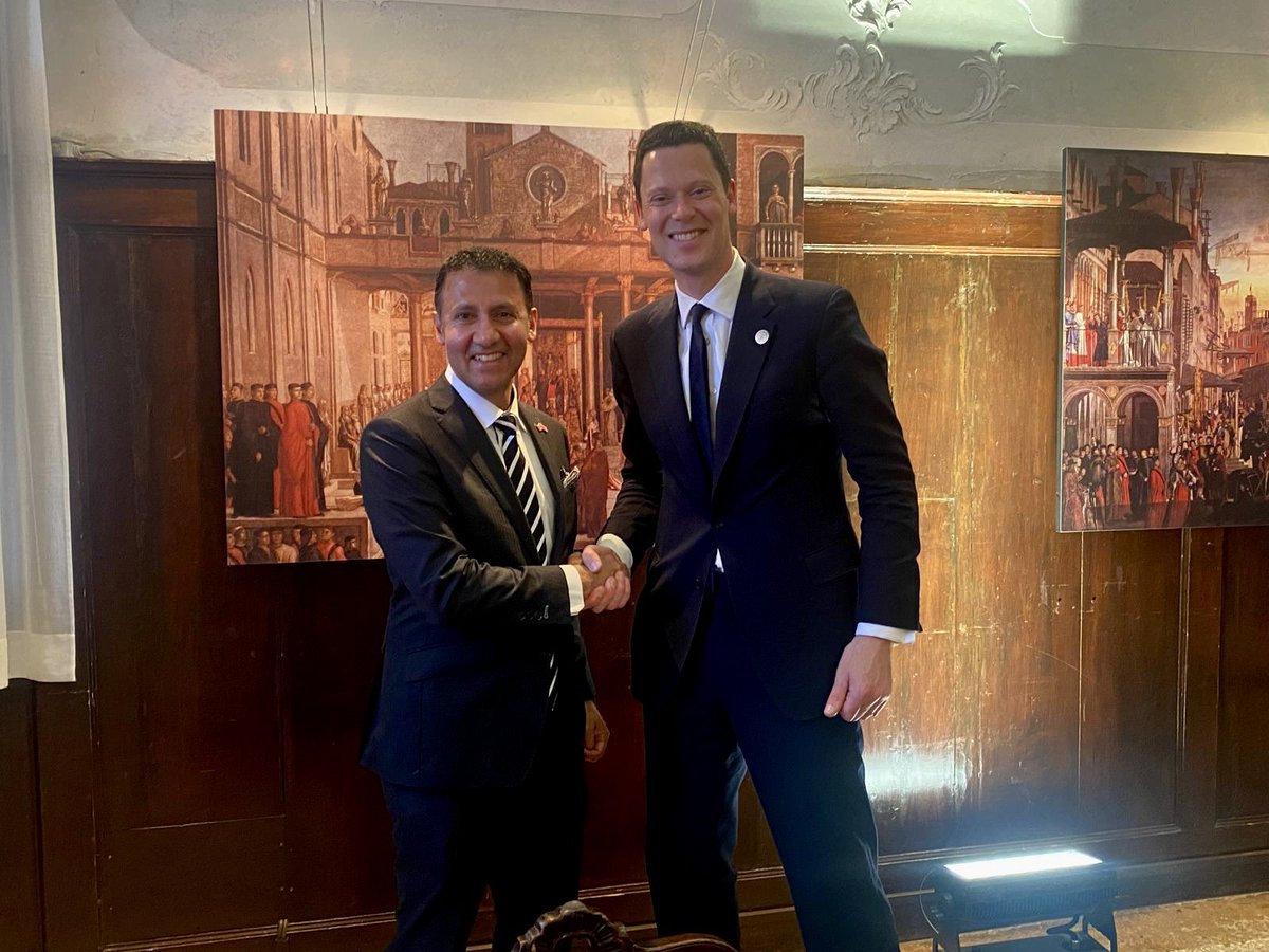 Alex Chalk KC tweet media