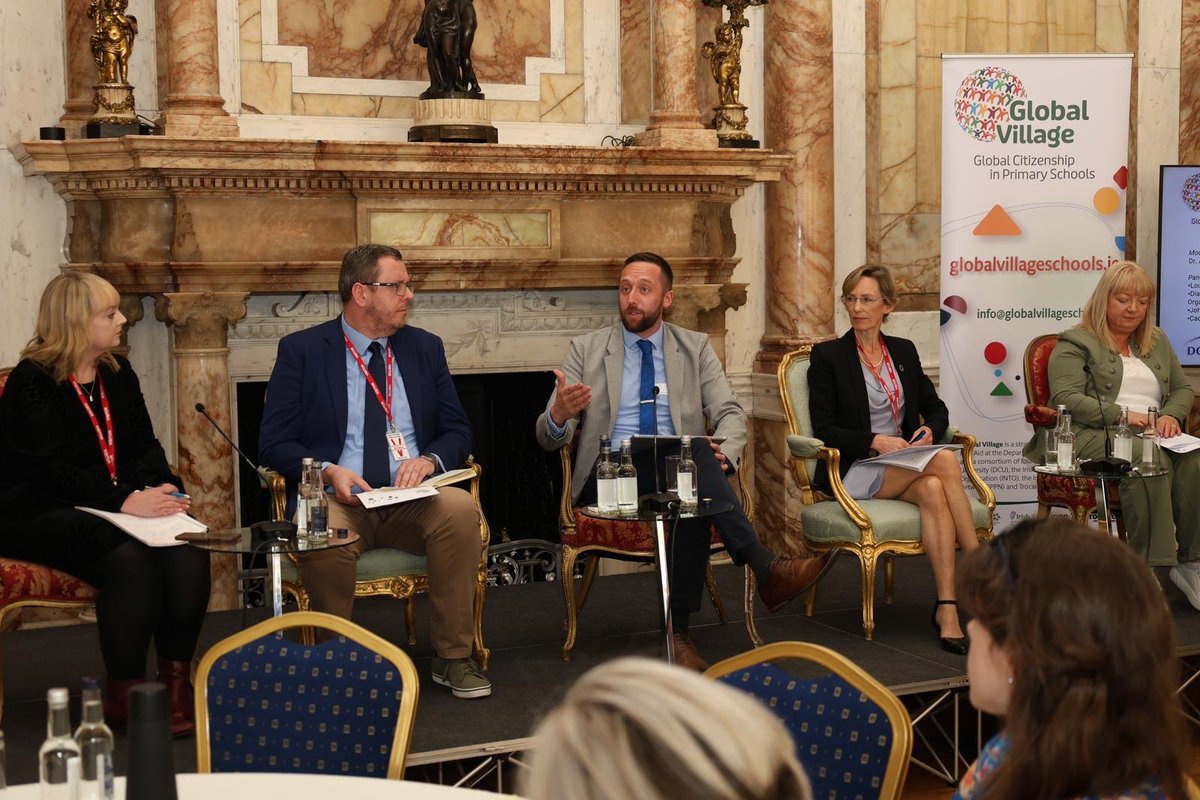An inspiring day of learning about whole school approaches to Global Citizenship Education in primary schools today in Iveagh House with @GlobalVillagce Thanks to school leaders for their commitment to enabling primary school pupils to become active global citizens!