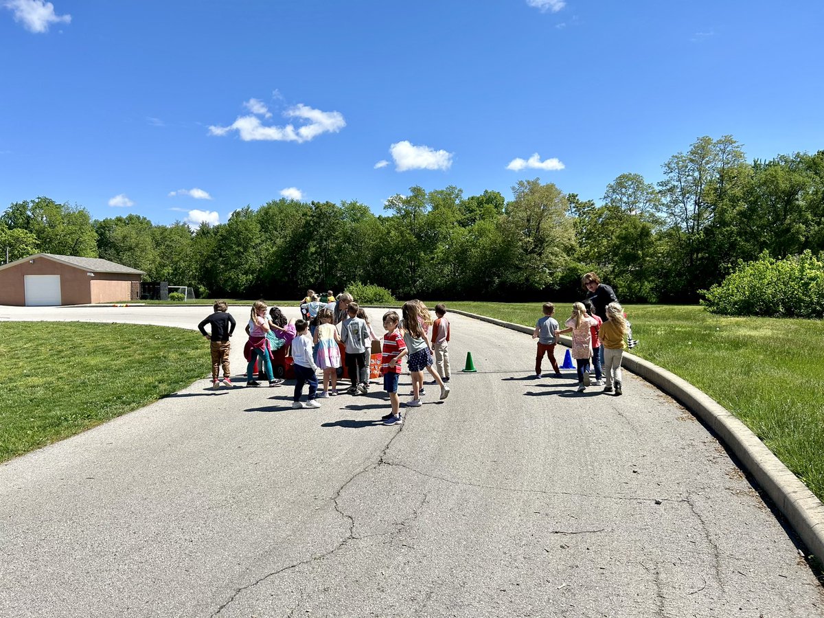 #SCmustangs holding their Kindy 500 today!