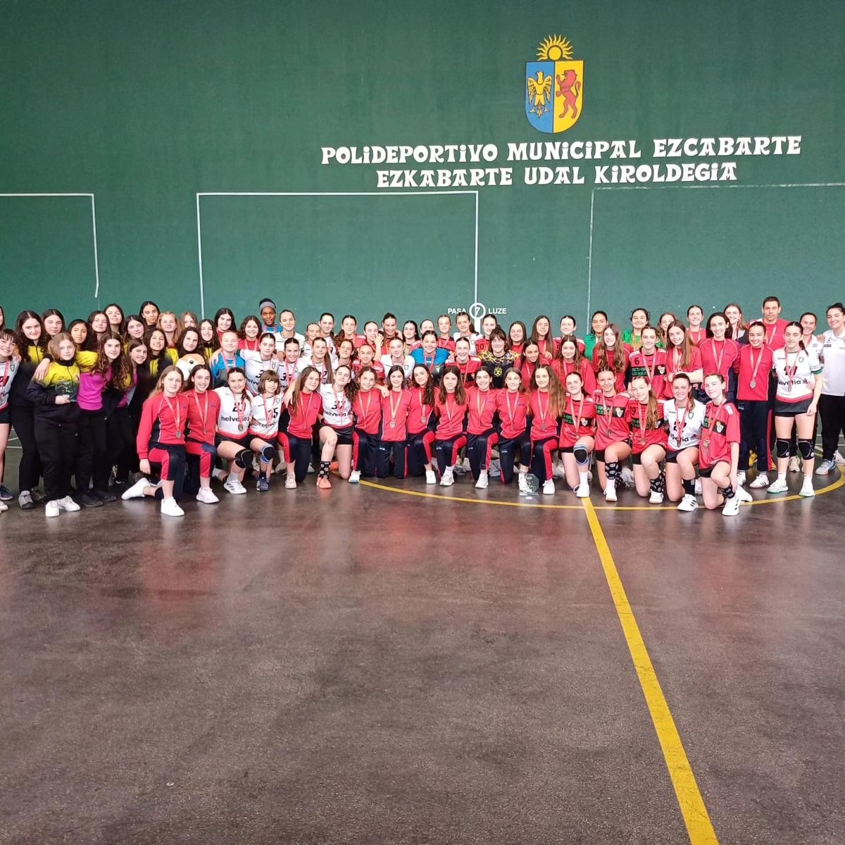 El Infantil Femenino A 4º clasificado en la Final A4 . Las "Pana Rabbits" realizaron una magnífica actuación en la que derrocharon intensidad y esfuerzo con un nivel deportivamente hablando merecedor de alguna  medalla. #AupaLizarreriaBetiPress #ADNLizarreria #guerreraslizarreria