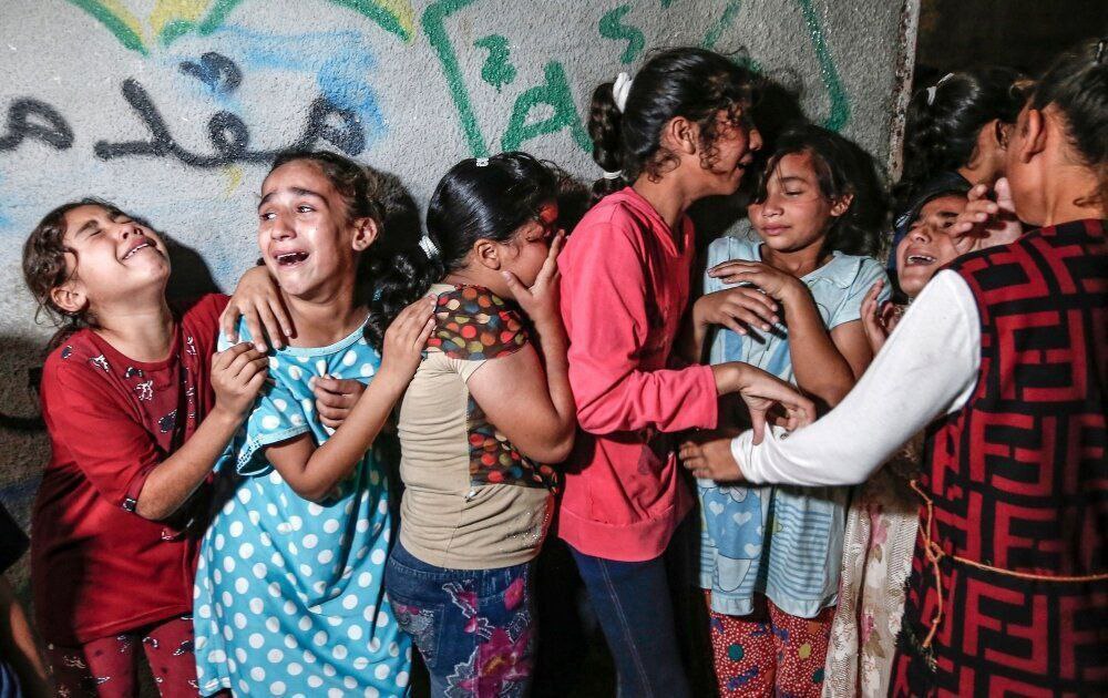 روز دختر یعنی روز:
اون دختر سه ساله ای که تو خرابه بود و 
اون دخترای غزه که زیر موشک جون دادن