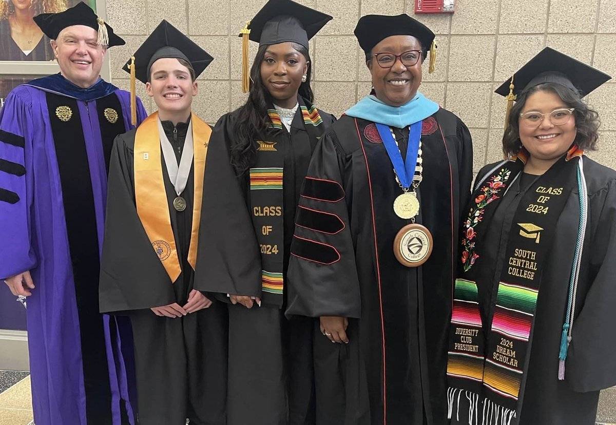 Congratulations to all of our SCC Graduates! Photos from last night's Commencement we've compiled so far: bit.ly/3UXJpji  

Thanks to our sister <a href="/MinnStateEdu/">Minnesota State</a> institution across the river <a href="/MNSUMankato/">Minnesota State Mankato</a> for allowing us to use your arena for the festivities.  #SCCGrad