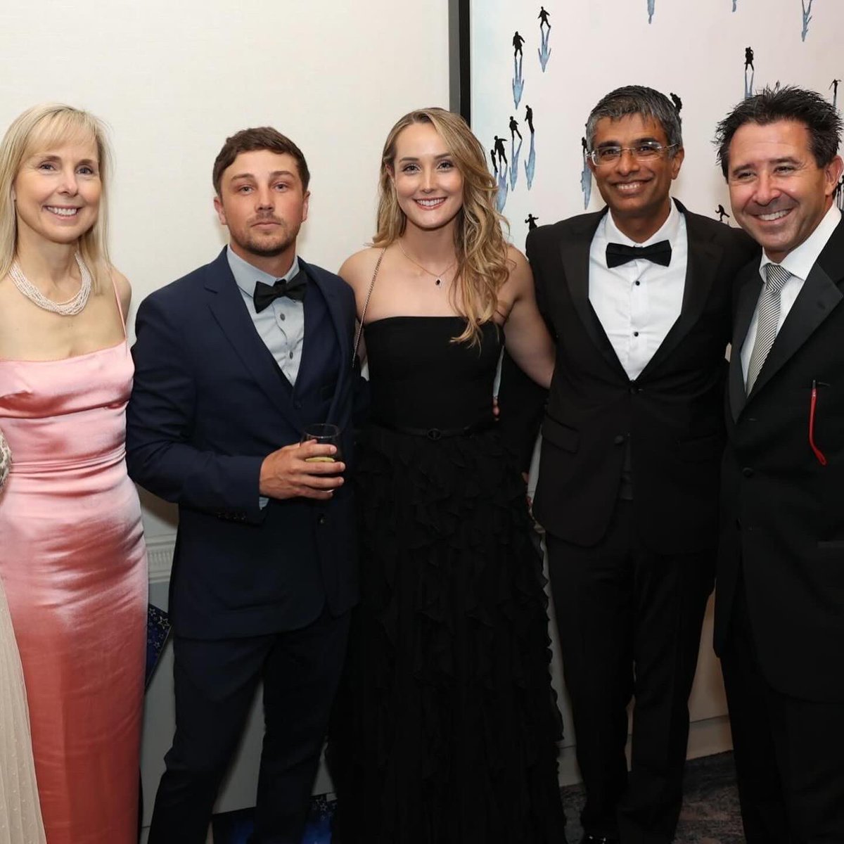 Sabre_Cook's tweet image. Had an amazing night with my @PenFed family!!

The @PenFedFound Celebration of Service Gala was incredible and inspiring as always. ☺️ So proud of what they do for our veterans and their families. 

Already looking forward to the next one! 

#penfed #penfedfoundation #veterans