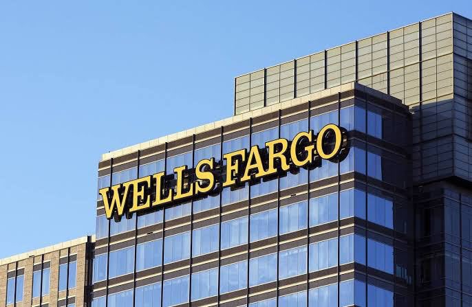 🚨 BREAKING 🚨 WELLS FARGO, AMERICA'S THIRD LARGEST BANK NOW OWNS SPOT #BITCOIN ETFs BANKS ARE IN FOMO 🔥