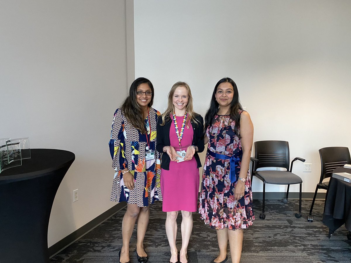 Congratulations to our @washuim chief residents who completed the #FWIM trainee leadership development program! #DrErinDyer, #DrMllicentHorn, & #DrCosetteChampion #WomenInMedicine @WUDeptMedicine