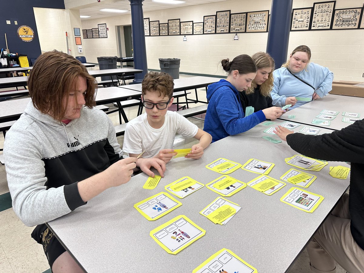 MrsBBauer's tweet photo. Thanks to Becky Cropper, the @BCESCbrown, and community volunteers this week. They brought Escape to Your Future to the 7th grade students. It was a great way to learn more about college and career readiness!! https://t.co/FUc73q5ALD