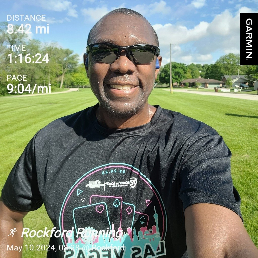 8.4 mile run on a really nice morning!  54°F/12°C with a little breeze.  I'm still in recovery mode, so this was another easy run.  I'm enjoying the sunshine.  Happy Friday!  #runchat