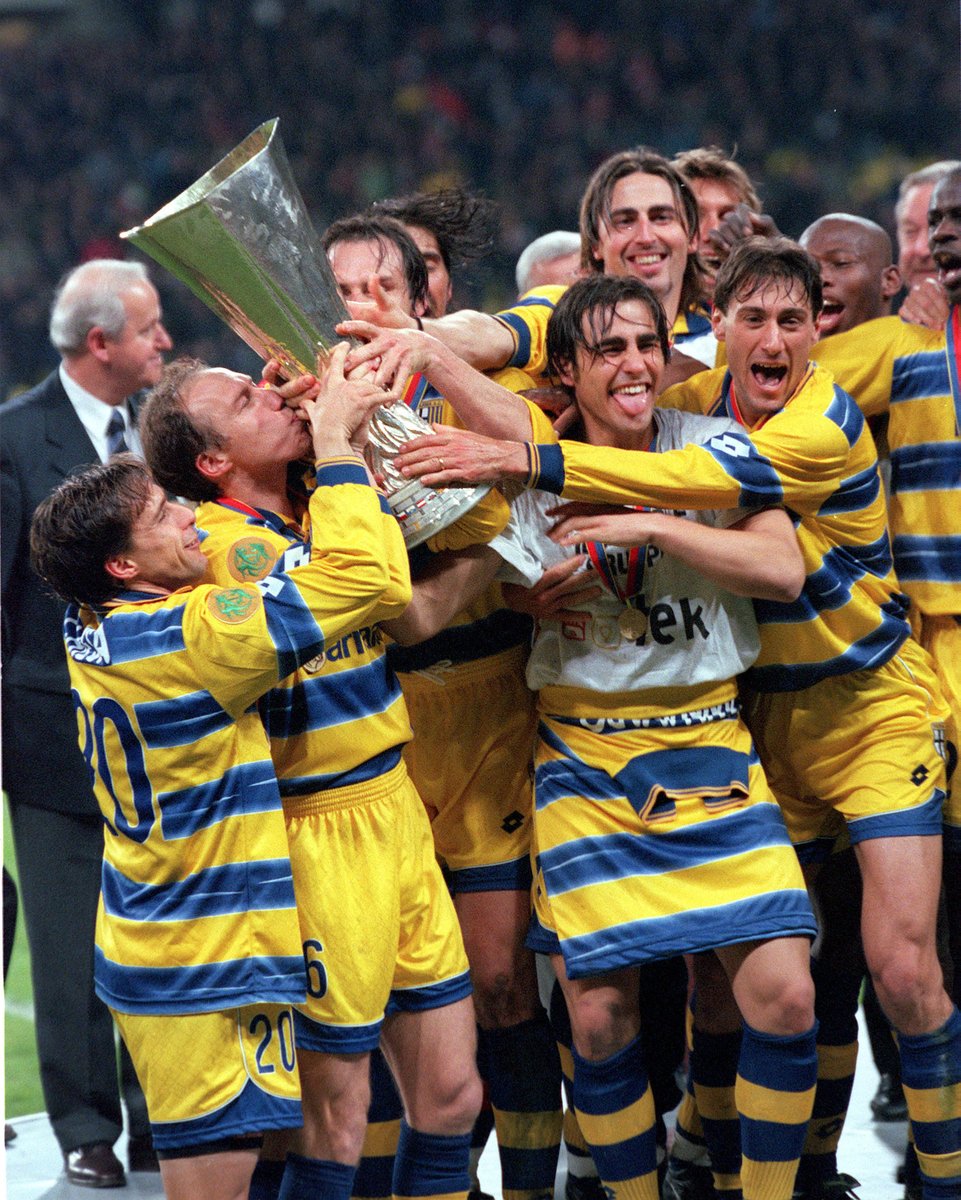 Parma, 1999 🏆

#OTD || #UEL