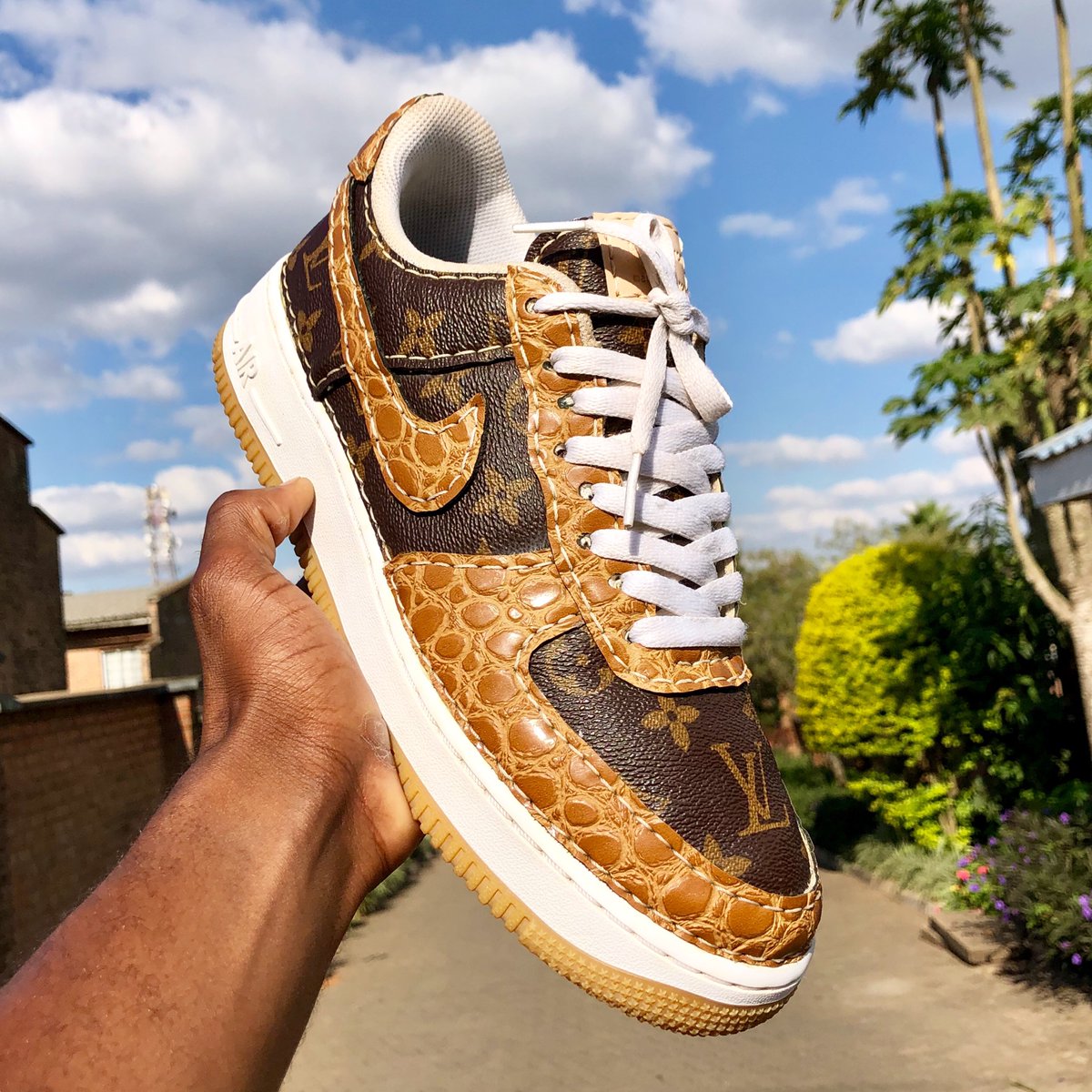 CareAboutNone [CAN] custom designs. “Rejected Stone” Louis Vuitton Airforce1 custom. Handcrafted by @careaboutnone 
F1:Before
F2’3’4: After