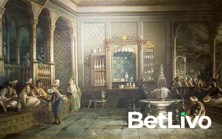 İstanbul'da ilk kahvehane 16. asır ortalarında Tahtakale'de açıldı. Burada okur yazar ve zarif insanlar toplanır, edebi söyleşiler yapar, satranç oynarlardı.