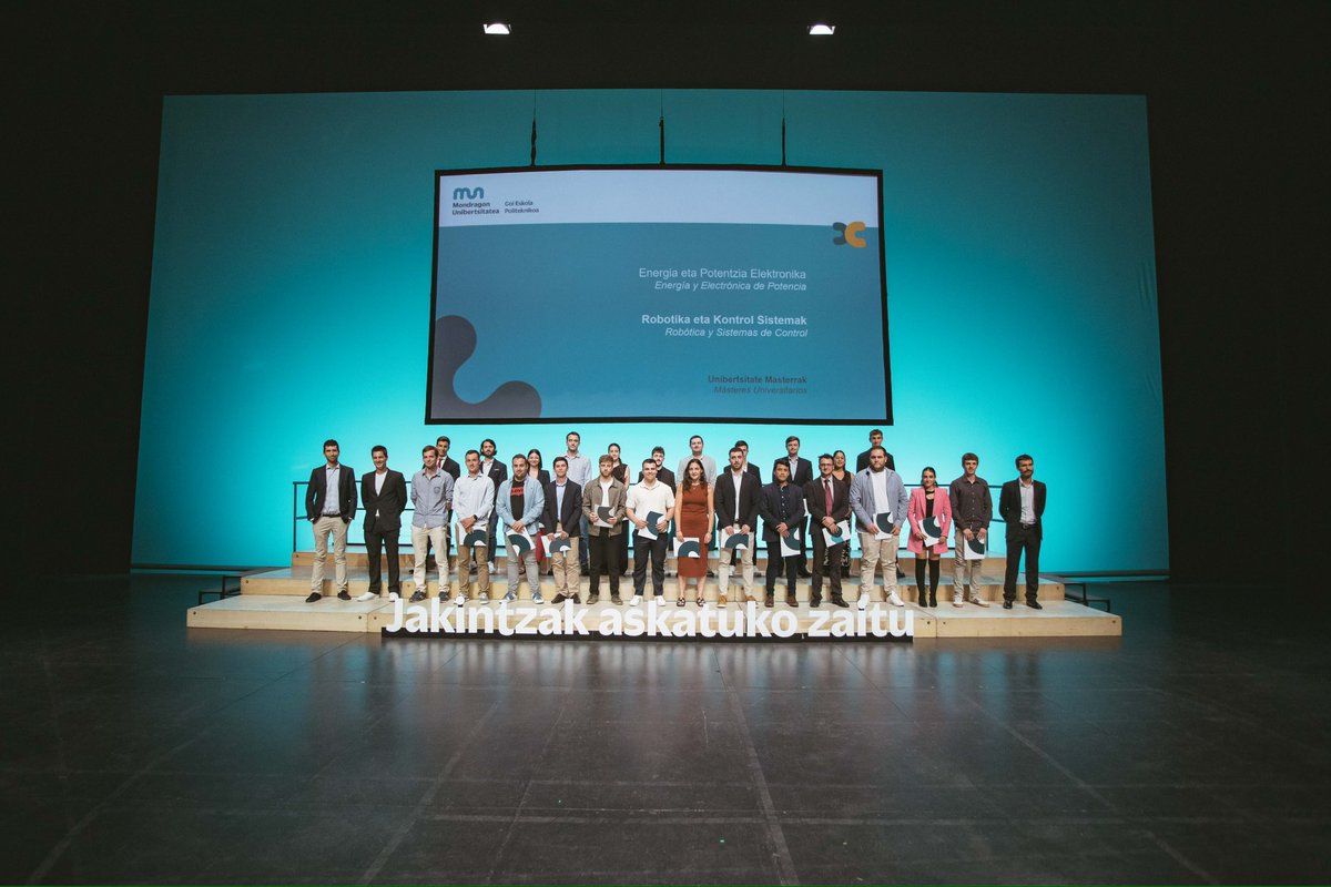 MU_gep's tweet image. 👨‍🎓👩🏽‍🎓🧑🏼‍🎓🎓Hasi berri dugu 2022-2023ko promozioko titulatu berriei diploma banaketa ekitaldia. Zorionak guztioi eta zorte on!! @MUnibertsitatea 
#LearningFromAction
#LearningFromPeople 
#LearningFromInnovation