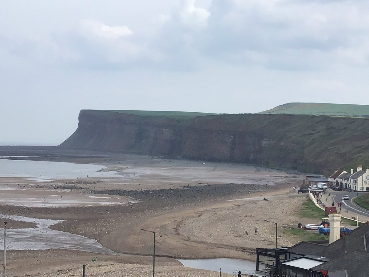 A steady flat beach walk to finish our week in @NorthYorkMoors and Coast,so from Egton Bridge and Rosedale to Runswick Bay,Staiths,Roseberry Topping and finishing in Saltburn,it’s been a blast,but now we’re ready for a rest…………