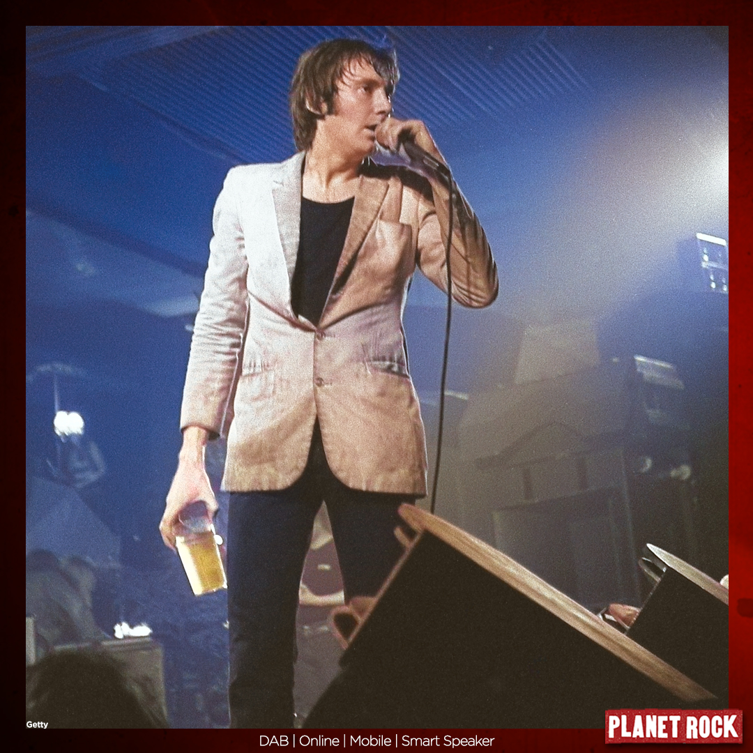 Favourite Dr. Feelgood tune? The late great Lee Brilleaux would've just turned 72. Pictured here with his trademark hardest-worn suit in rock