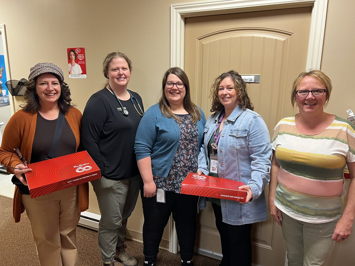 We are very proud to acknowledge National Nursing Week 2024. We fully appreciate the tremendous positive impact nurses in our community have on the region! Councillor Holly Dwyer helped staff deliver treats to local nurses this week to thank them personally.