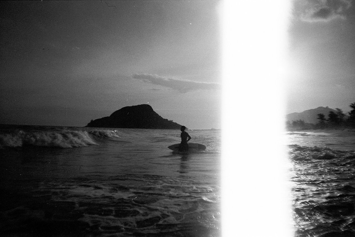 Good Morning 🖤

Lone Surfer' #35mmfilm #caffenol

objkt.com/tokens/hicetnu…